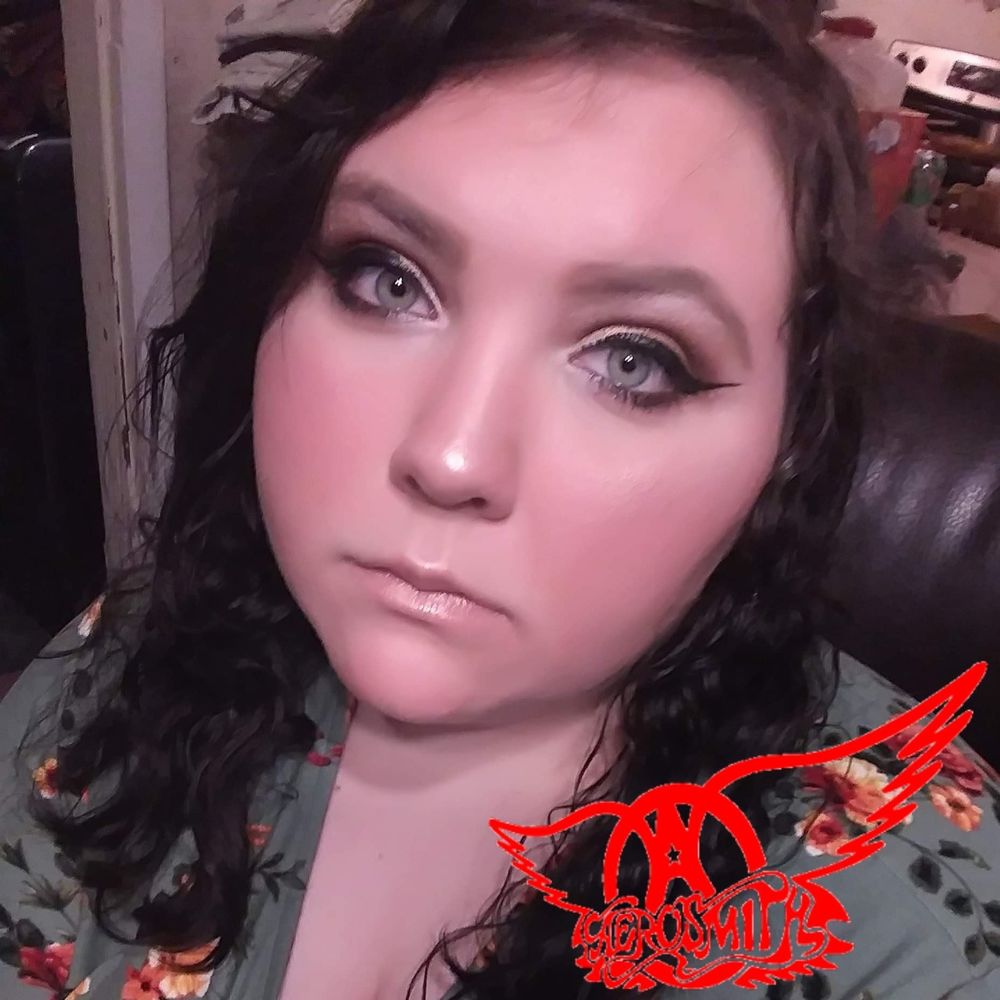 Meet your Posher, Becky